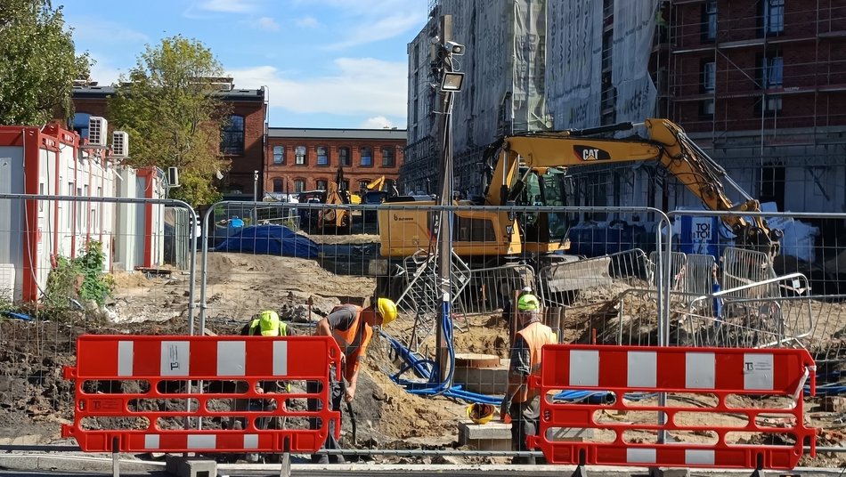 Łódź. Nowa droga w Ogrodach Geyera w Łodzi. Z Piotrkowskiej wprost na Wólczańską!