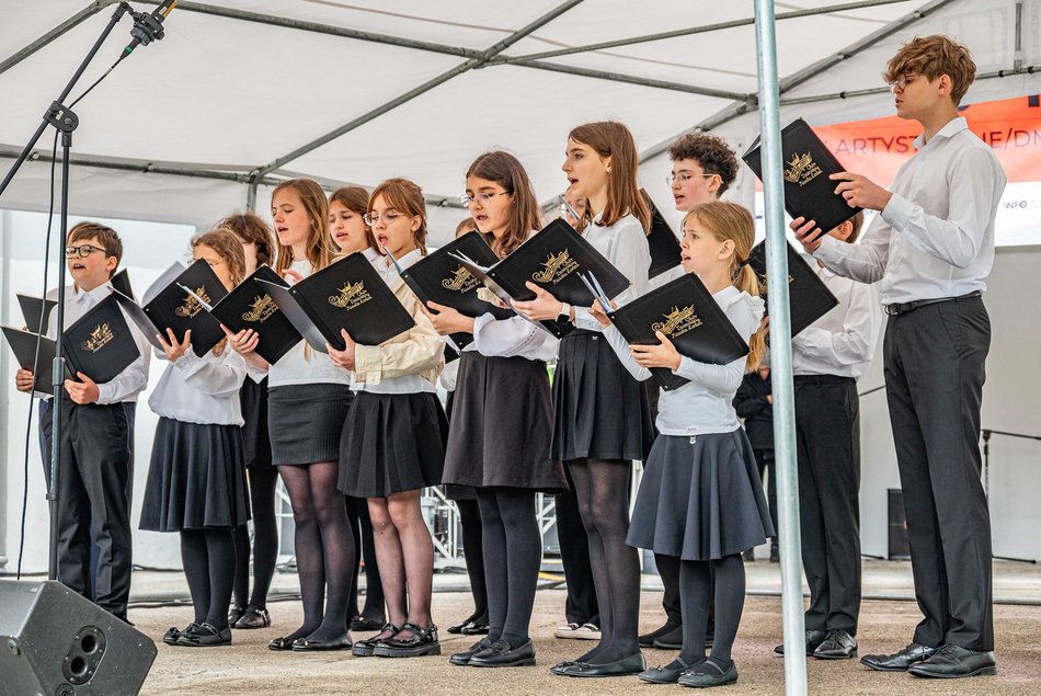 Łódź. Festiwal Rewolucja wystartował. Na początek piknik rodzinny w parku Julianowskim w Łodzi