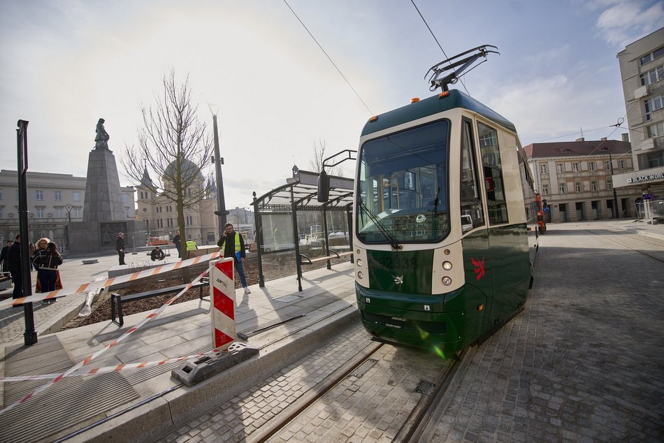 Przejazd testowy tramwaju MPK Łódź na ul. Legionów