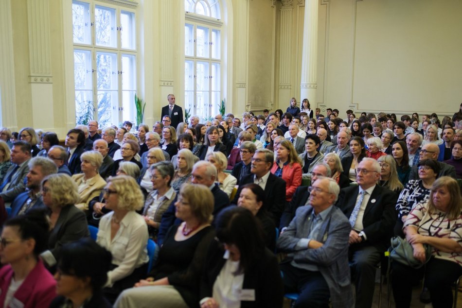 IV Liceum Ogólnokształcące w Łodzi obchodzi 105-lecie! Zobacz, jak wyglądały obchody