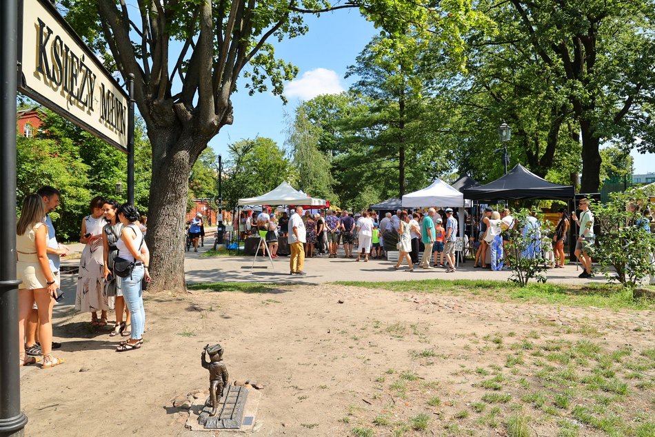 Targi staroci i rękodzieła na Księżym Młynie