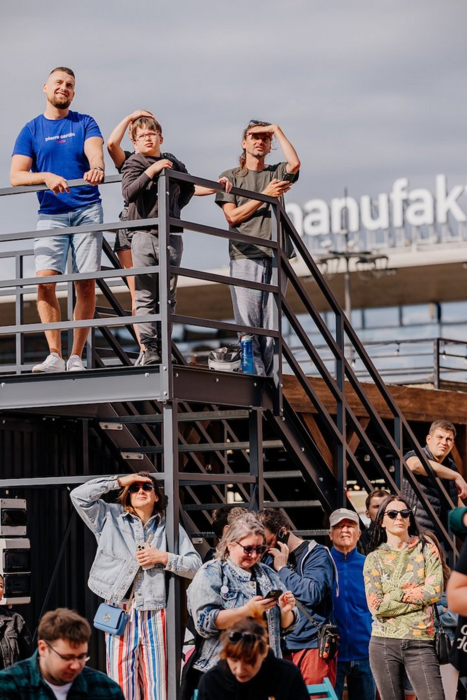 Łódź. Sławosz Uznański-Wiśniewski w kosmosie! Łodzianie oglądali start na Astropikniku w Manufakturze