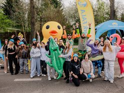 Łódź. Strefa kibica na DOZ Maraton Łódź 2026. Jak Łodzianie dopingowali biegaczy?
