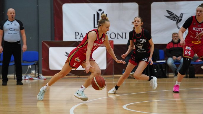 Trzeci raz z rzędu! Widzew Łódź lepszy od SMS PZKosz Łomianki