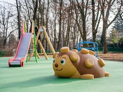 Łódź. Plac zabaw w Parku Julianowskim w Łodzi