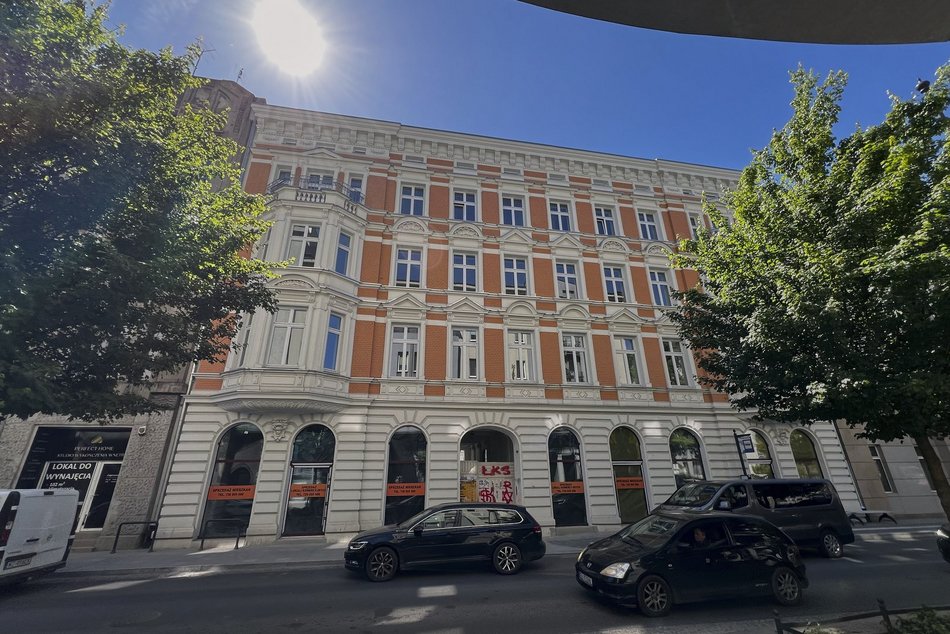 Kamienica po wybuchu gazu przy Nawrot