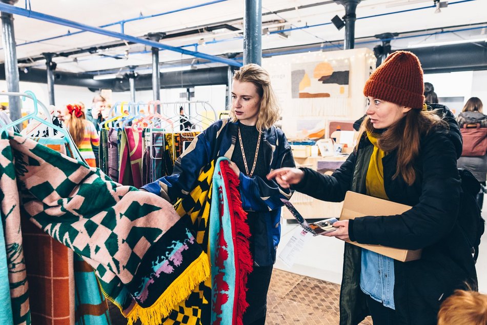 Świąteczne Sztuki - targi sztuki i designu w Fabryce Sztuki w Łodzi