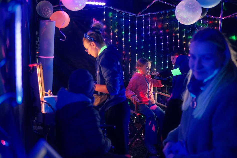 Łódź. Dziecięca radość na Light Move Festival 2025 Łódź! Strefa LMF Kids pełna atrakcji