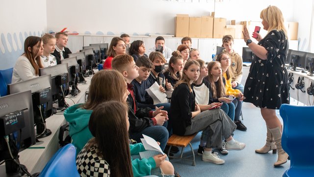 300 plus. Wyprawka szkolna z programu Dobry Start. Złóż wniosek jeszcze w sierpniu! [SZCZEGÓŁY]