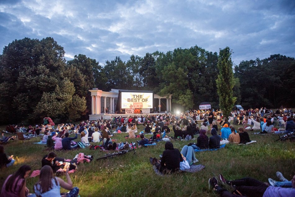 Park Julianowski - polówka, letnie kino plenerowe