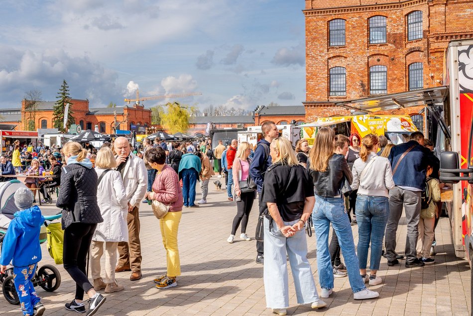Inwestycje biurowe i mieszkaniowe w Łodzi otwarte na mieszkańców