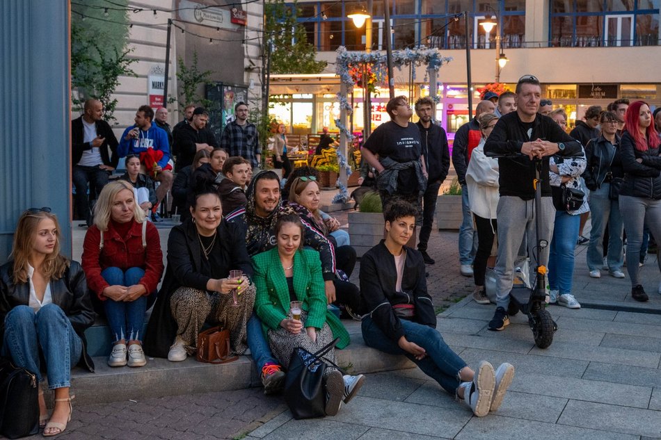 Łódź. Kolejny Stand-up Piotrkowska w Łodzi. Publiczność znowu dopisała!