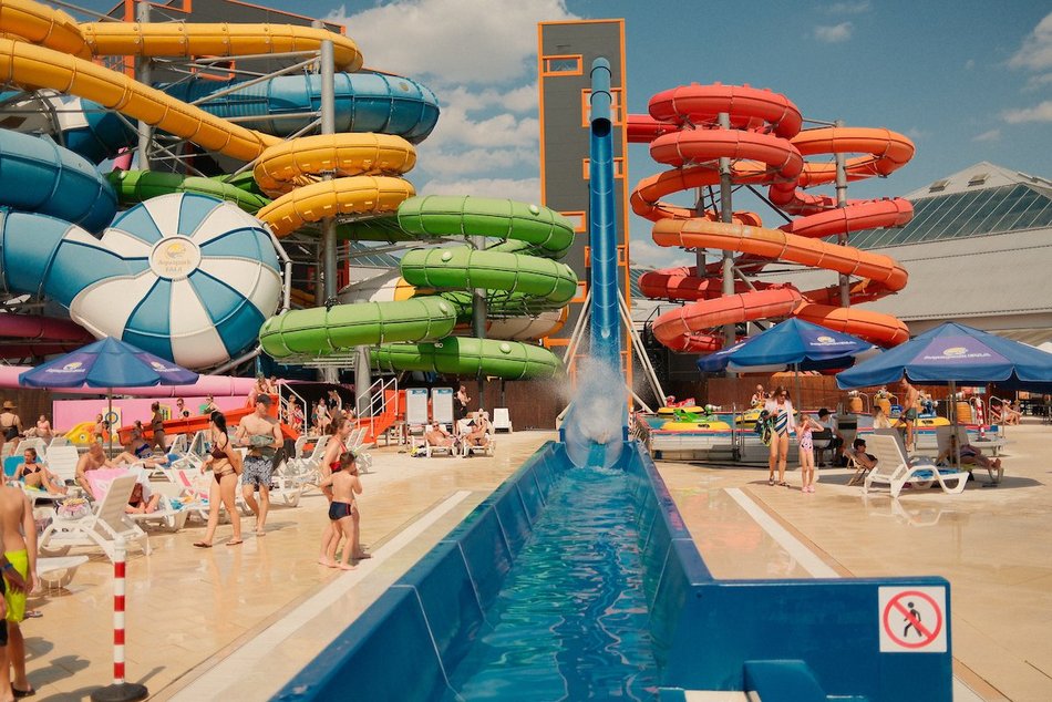 Łódź. Aloha Party w Aquaparku Fala. Hawajski weekend w centrum Łodzi