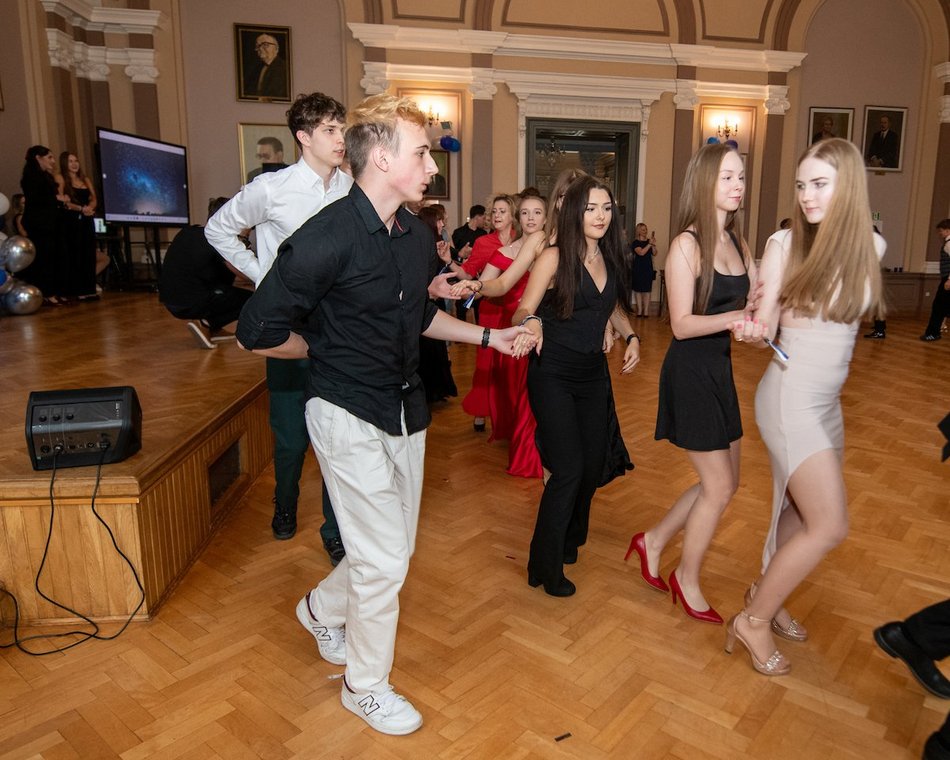 Łódź. A po maturze… bawiliśmy się doskonale! Bal pomaturalny w III LO w Łodzi