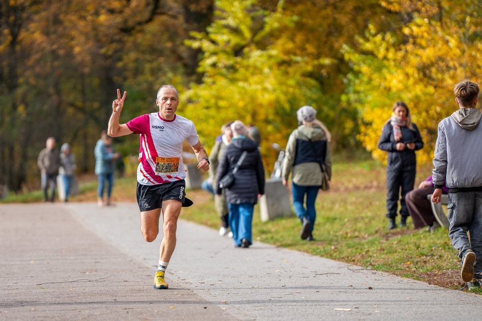 Łódź. Jesienny Festiwal Szakala w Łodzi. Brałeś/aś udział w biegu? Znajdź się na zdjęciach