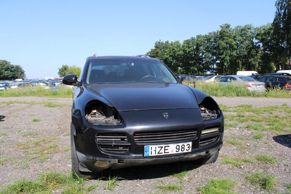 Łódź. Auta z miejskiego parkingu w Łodzi na sprzedaż