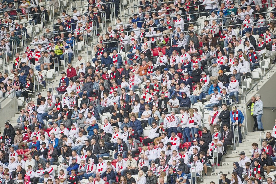 Kibice ŁKS Łódź na meczu z Radomiakiem Radom