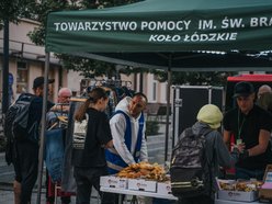 Łódź. Namiot Pełen Wsparcia w Pasażu Schillera już działa! Specjaliści pomagają potrzebującym