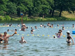 Łódź. Otwarcie kąpielisk