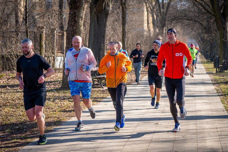Łódź. Parkrun w Parku Poniatowskiego w Łodzi. Brałeś udział w biegu? Znajdź się na zdjęciach!