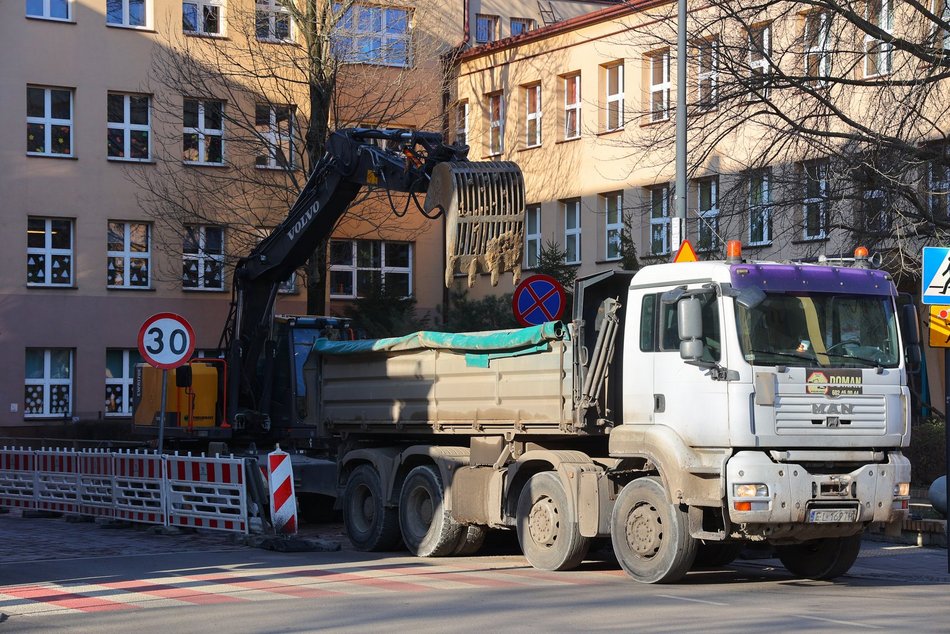 Łódź. Remont Jaracza. Ulica będzie jak nowa