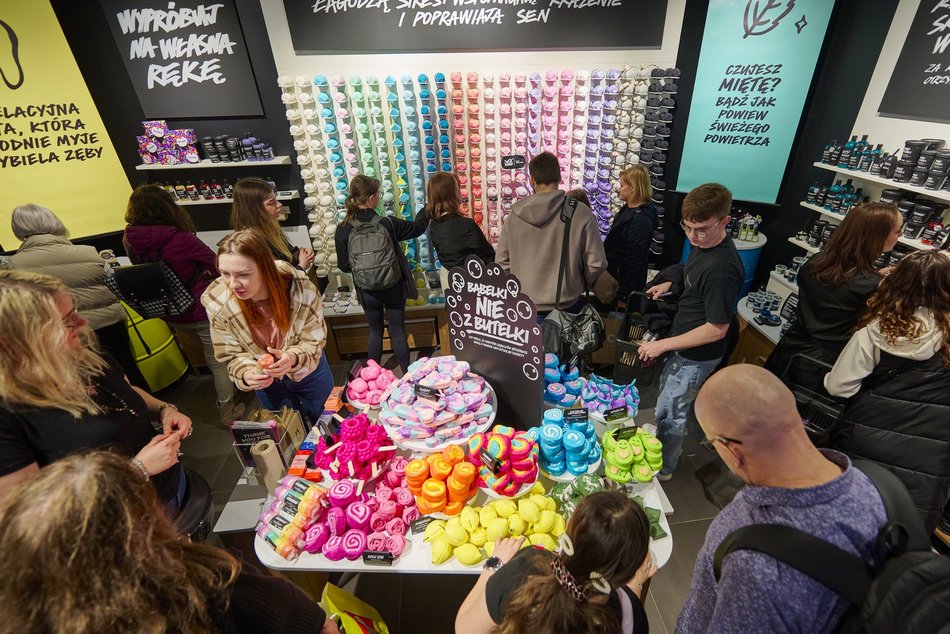 Lush w Manufakturze otwarty