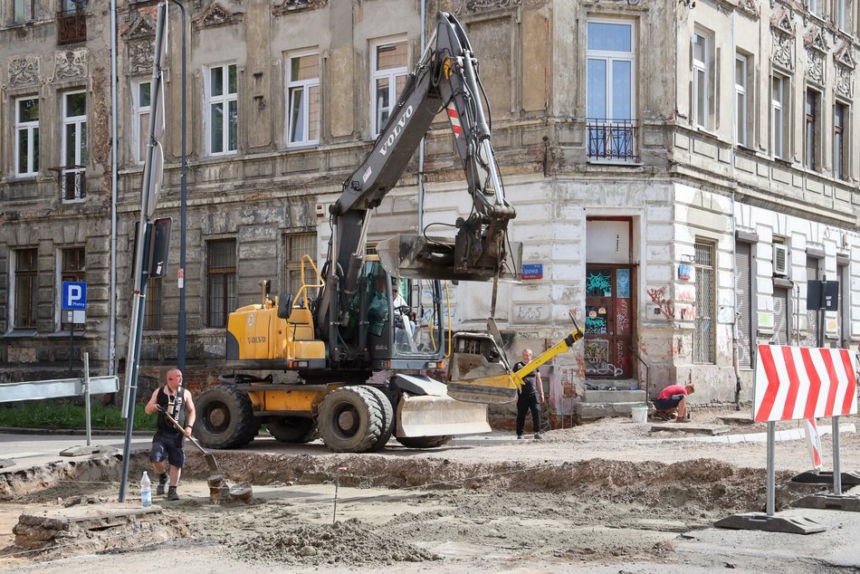 prace remontowe na ulicy Struga