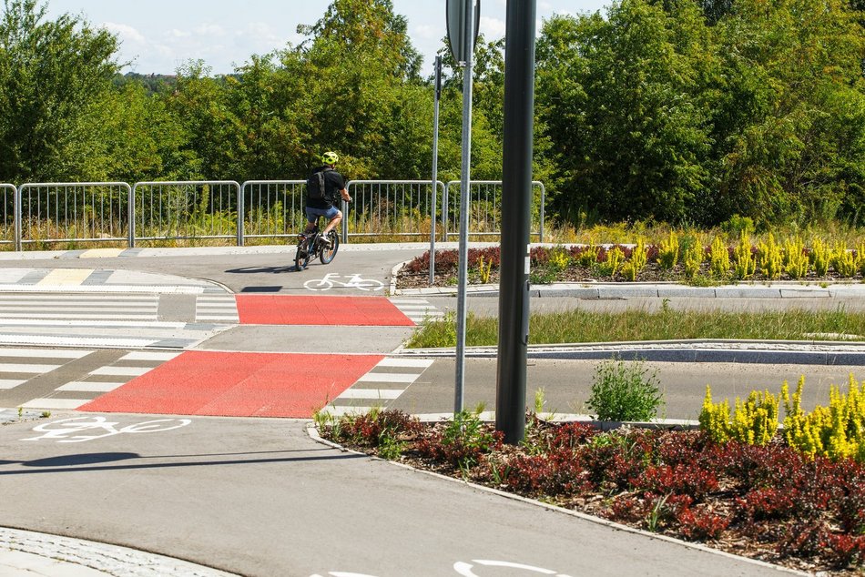 Droga rowerowa na Trasie Górna