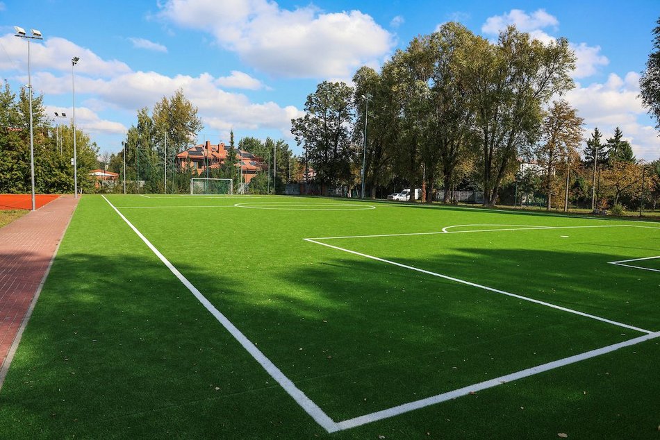 Łódź. Orlik przy Szkole Podstawowej nr 143 w Łodzi wyremontowany