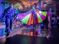 Łódź. Darmowy spektakl w Centralnym Muzeum Włókiennictwa w Łodzi! Przemysł, odzież i taniec