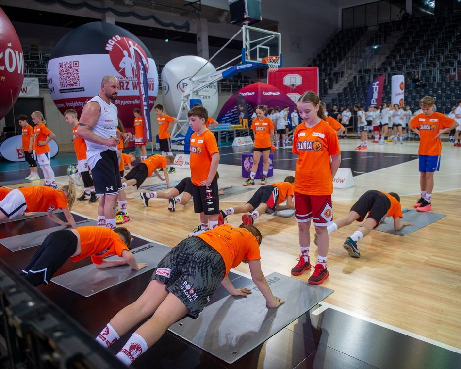 Marcin Gortat Camp w Łodzi kolejny raz przeszedł do historii. Zobacz, jak trenowały dzieci!