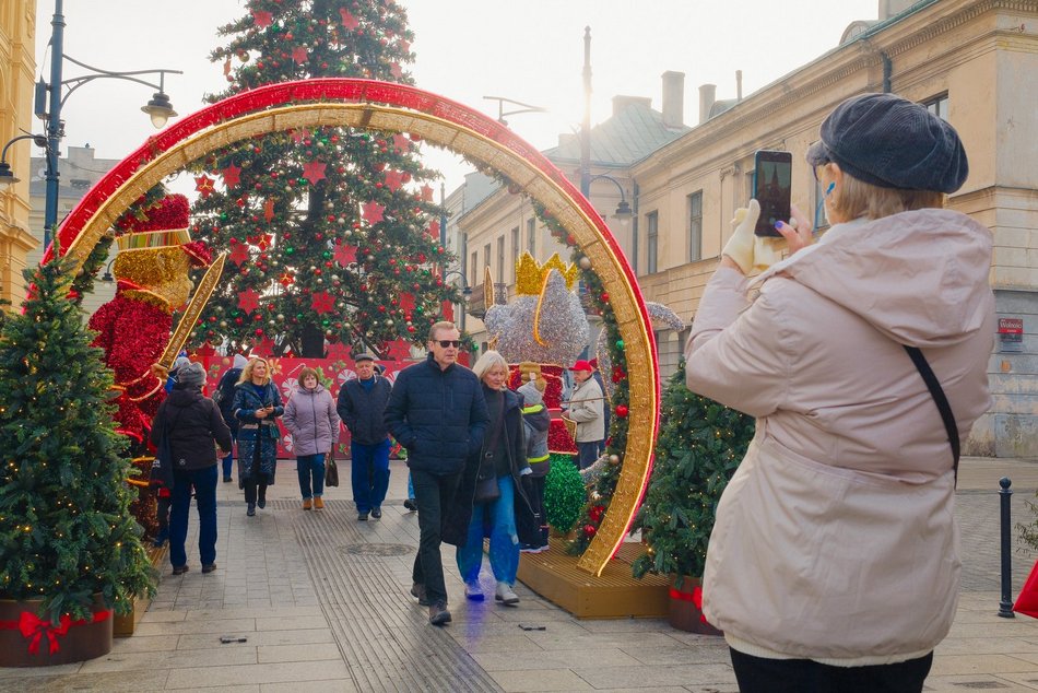 Łódź. Nie masz pomysłu na wieczór w Łodzi? Jarmark Bożonarodzeniowy brzmi, jak plan!