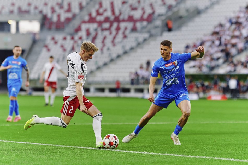 Łódź. ŁKS Łódź na fali! Łodzianie rozbili na własnym stadionie Pogoń Siedlce