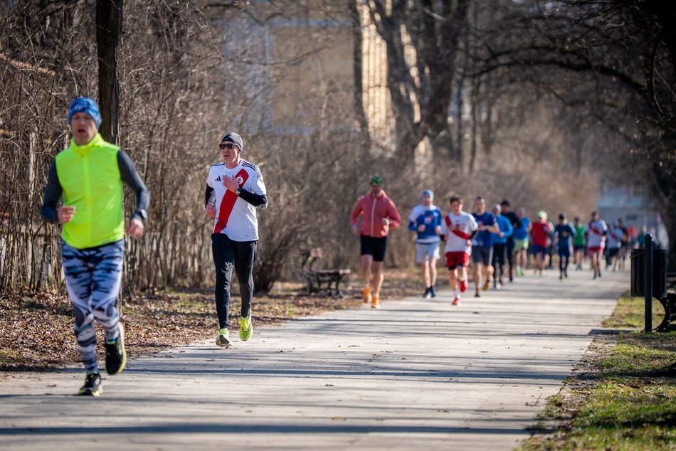 Łódź. Parkrun w Parku Poniatowskiego w Łodzi. Brałeś udział w biegu? Znajdź się na zdjęciach!