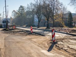 Remont Szparagowej i Wersalskiej. Układają już nowy asfalt
