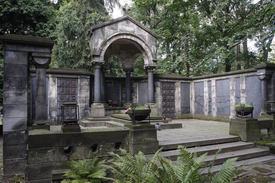 Stary Cmentarz w Łodzi - grobowiec Gustawa Geyera