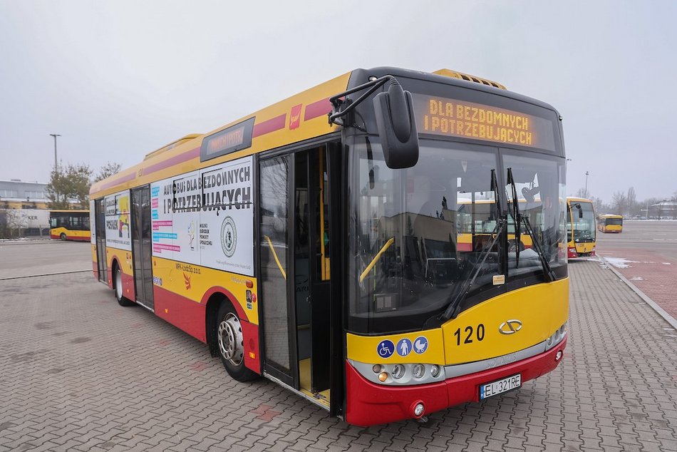 Łódź. Autobus dla osób w kryzysie bezdomności