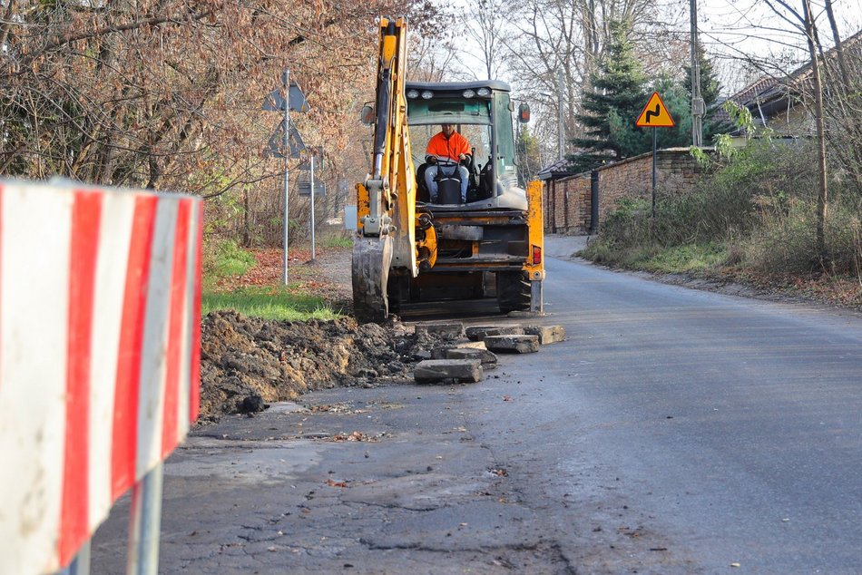 Remont na Młynku w Łodzi postępuje. Zobacz efekty pracy drogowców