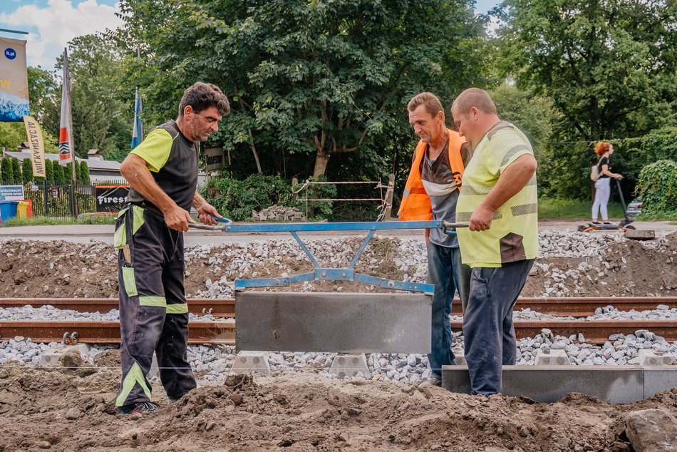 Remont Konstantynowskiej - gotowe torowisko