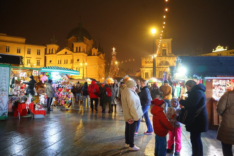 Świąteczny klimat na Jarmarku Bożonarodzeniowym w Łodzi