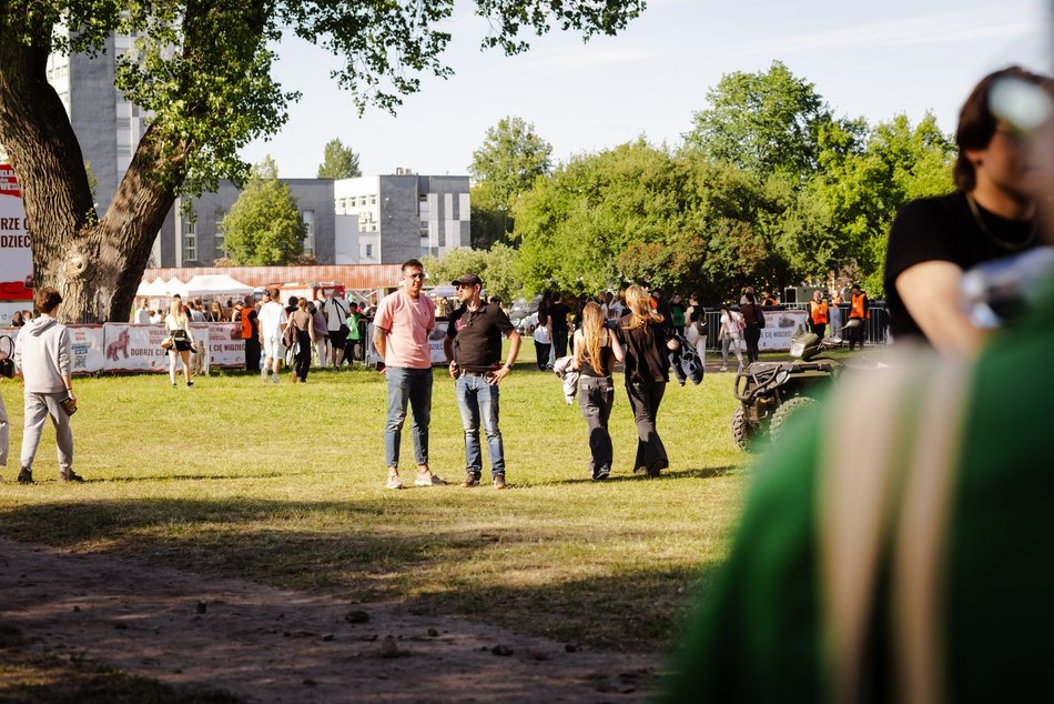 Łódź. Tłumy na Juwenaliach 2026 w Łodzi. Byłeś/aś pierwszego dnia? Znajdź się na zdjęciach!