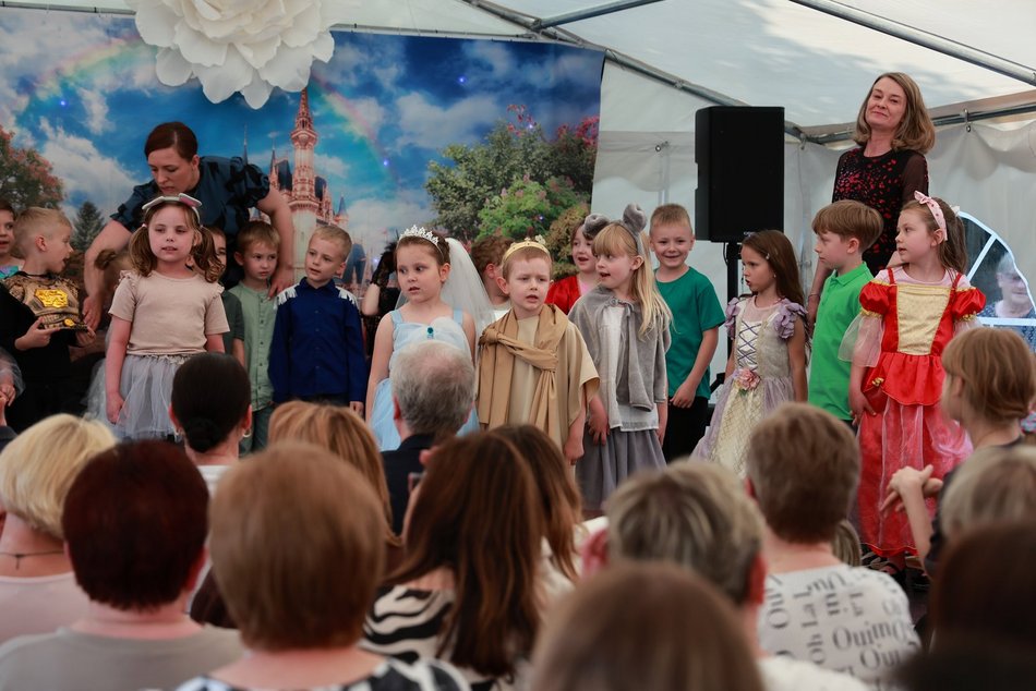 Przedszkole nr 215 w Łodzi świętuje 40-lecie! Przedszkolaki skradły całe show