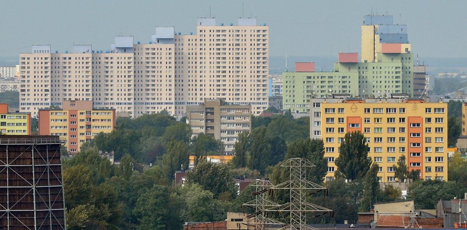 Manhattan w Łodzi. Mija 50 lat od rozpoczęcia budowy drapaczy chmur w centrum miasta