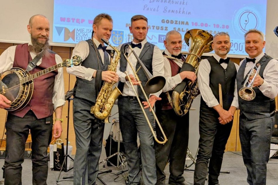 Łódź. Pierwsza letnia potańcówka