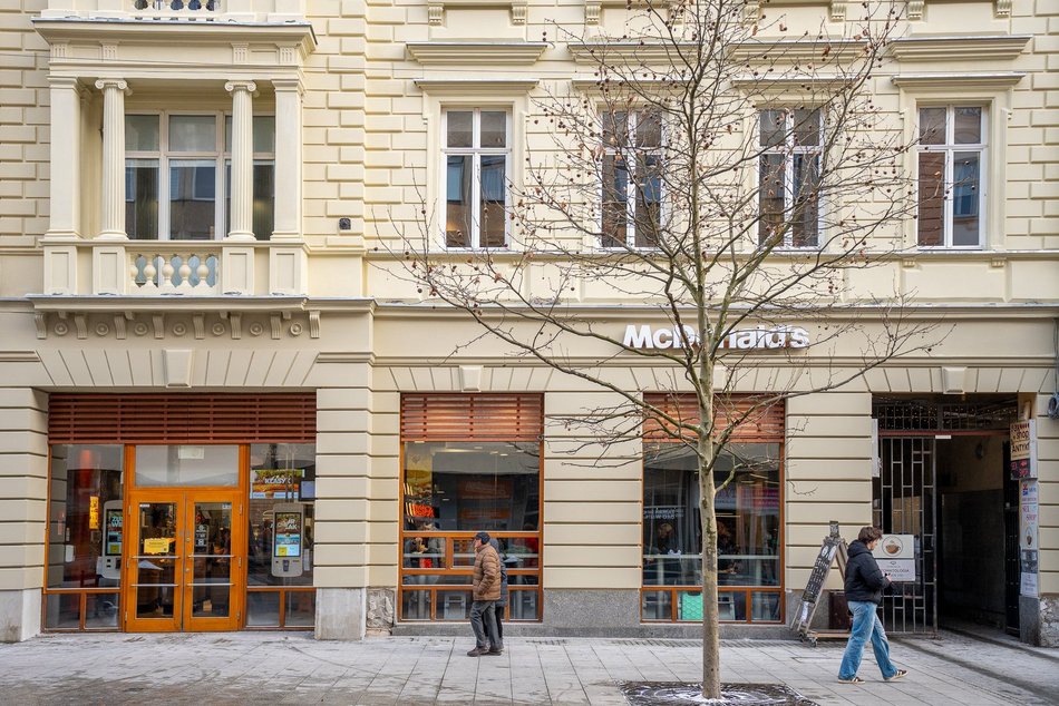 Łódź. Kamienica przy Piotrkowskiej 116 po remoncie