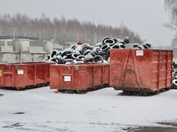 Łódź. Gdzie w Łodzi oddać zużyte opony? W tych miejscach przyjmą je za darmo!