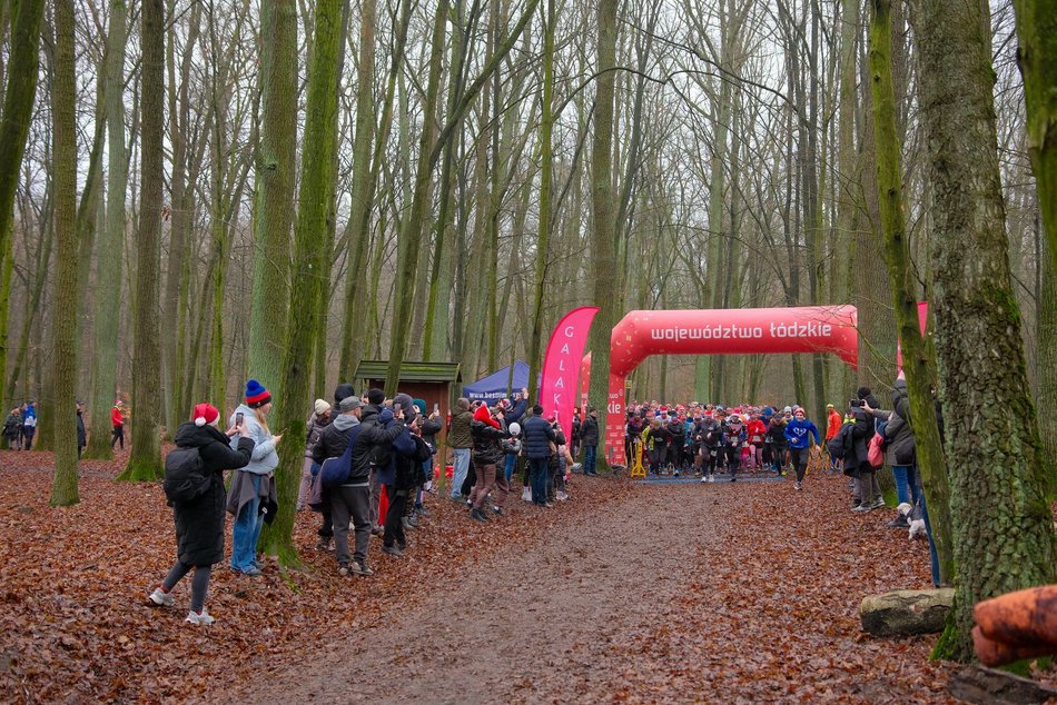 Xmas Run 2025 w Łagiewnikach w Łodzi. Odszukaj się w galerii