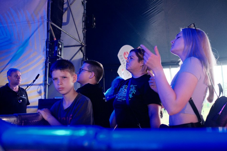 Didżeje rozgrzewają publiczność Łódź Summer Festival 2025. Muzyczne sety między koncertami