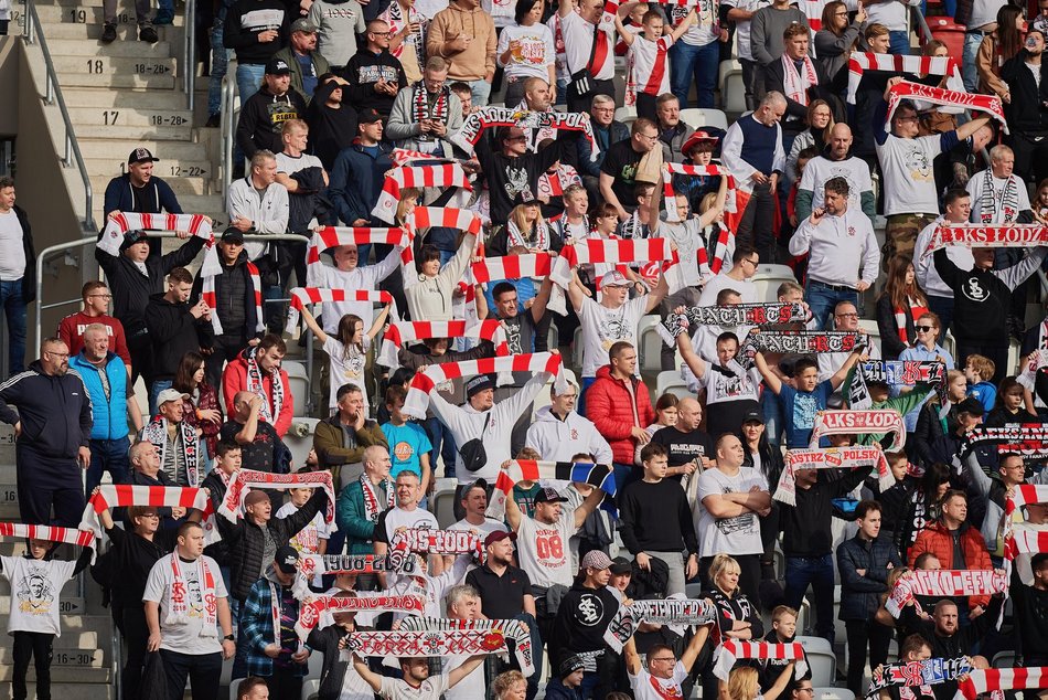 Kibice na meczu ŁKS Łódź - Arka Gdynia