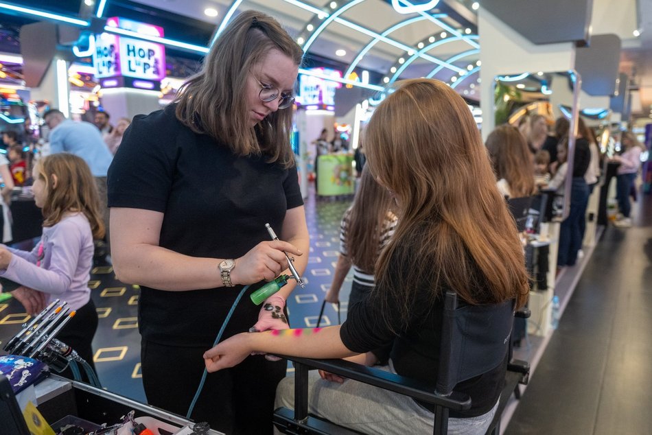 Łódź. Pierwsze urodziny Hopa Lupa w Łodzi! Zobacz, jak bawili się mali i duzi Łodzianie